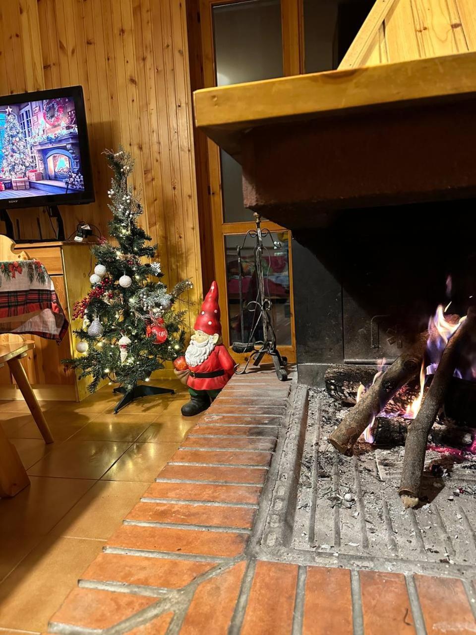 La Casa Di Fantalegno Apartment Camigliatello Silano Bagian luar foto